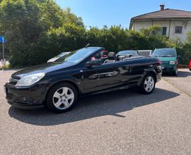 Opel Astra TwinTop 1.6 16V VVT Enjoy