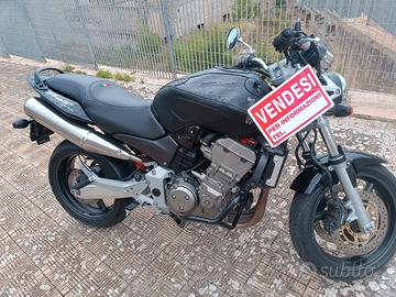 Honda Hornet 900