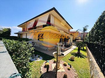 Villa vista mare mazzarrona rif3088