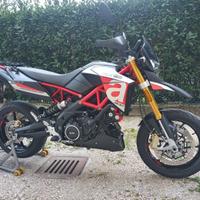 Aprilia dorsoduro 900