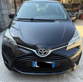 Toyota Yaris 1.0 Cool 5 porte 2017