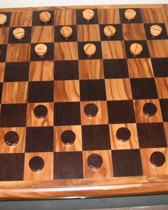 Scacchiera in legno