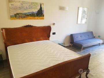 divani letti armadi...etc