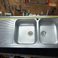 lavello in acciaio inox