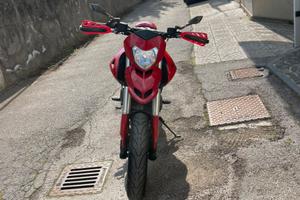 Ducati Hypermotard 796 A2