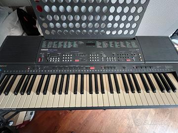 YAMAHA PSR400 TASTIERA - ARRANGER