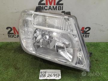 FARO ANTERIORE DESTRO NISSAN Navara Serie 260105X0