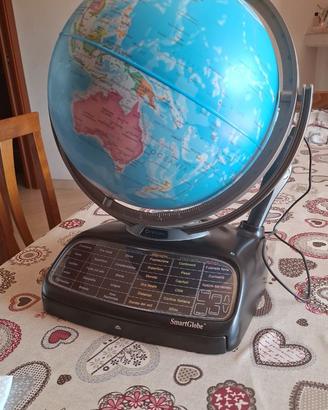 Mappamondo Oregon scientific smart globe