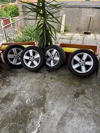 VW CERCHI IN LEGA R 15 - 5 FORI (5.5Jx15H2 - ET40)