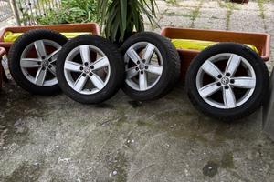 VW CERCHI IN LEGA R 15 - 5 FORI (5.5Jx15H2 - ET40)