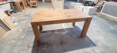 Tavolo in legno listellare di rovere allungabile 