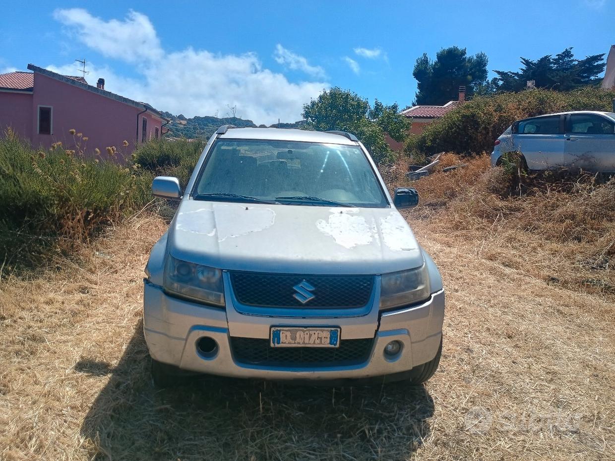 SUZUKI Grand Vitara