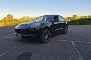 PORSCHE MACANS S