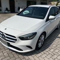 MERCEDES-BENZ B 180 d Automatic Premium