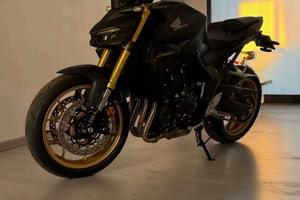 Honda Hornet 1000 sp