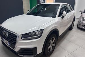 Audi Q2 35 TDI S tronic Business Design