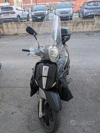 Piaggio Beverly 350 2015

