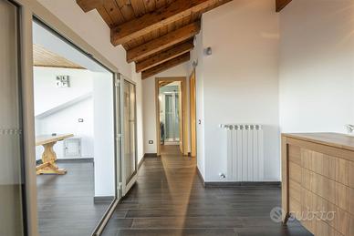 Rif.GR172| attico valverde