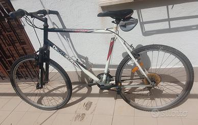 Bicicletta decathlon rockrider