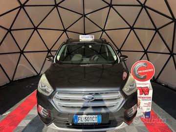 Ford Kuga 1.5 TDCI 120 CV S&S 2WD Powershift Titan