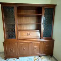 Mobile vetrina / credenza in legno stile classico