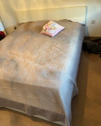 Letto matrimoniale