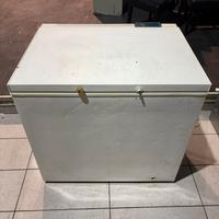 Congelatore pozzetto