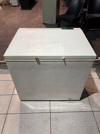 Congelatore pozzetto