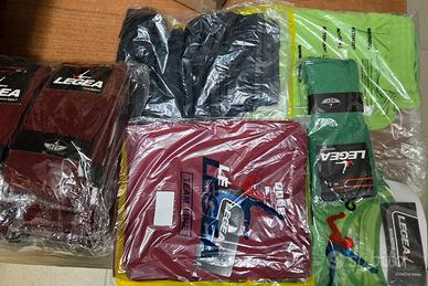 Kit calcio LEGEA NUOVO – 22 divise imbustate–TG L