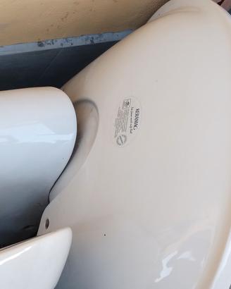NUOVI!!lavandini e sanitari 