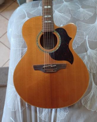 chitarra acustica elettrificata TAKAMINE EG523-SC1