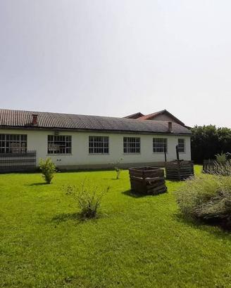 Loft / Open Space di 280 m² con 2 locali a Corno d