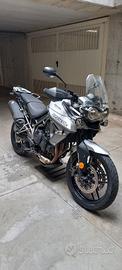 Triumph Tiger 800