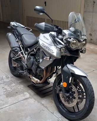 Triumph Tiger 800