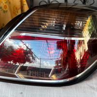 Fari posteriori opel astra h gtc