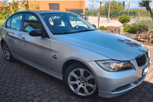 BMW 320i E90