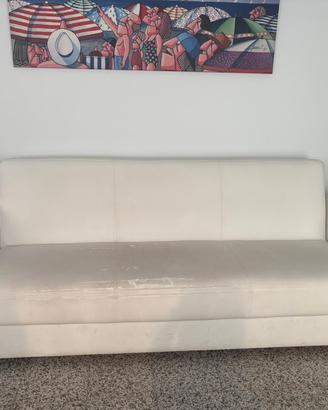 Divano in ecopelle bianco