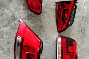 Kit Fanali posteriori VW Golf