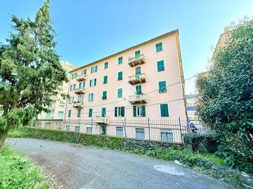 4 LOCALI A GENOVA