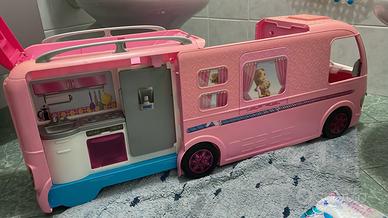 CAMPER BARBIE con Piscina -Scatola e accessori