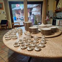 Servizio da tavola bordi in oro Richard Ginori