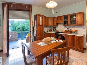 Appartamento di 56 m² con 2 locali e box auto a Ce