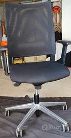 Sedia per scrivania  regolabile e traspirante