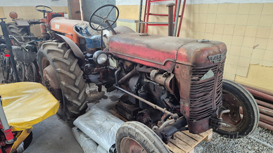 Trattore Epoca Farmall Mc Cormick anni 50 60