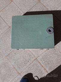 ingranditore fotografico portatile russo