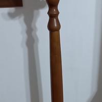 Appendiabiti in legno