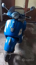 Vespa 125 GTS 2012