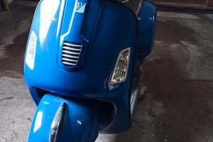 Vespa 125 GTS 2012