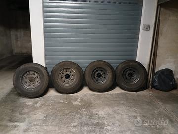 n. 4 gomme termiche NOKIAN Hakkapeliita 235/85 R16