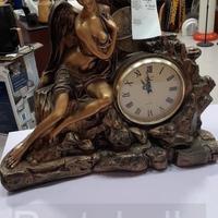 Codice: 5512 OROLOGIO VINTAGE CON MOVIMENTO AL QU